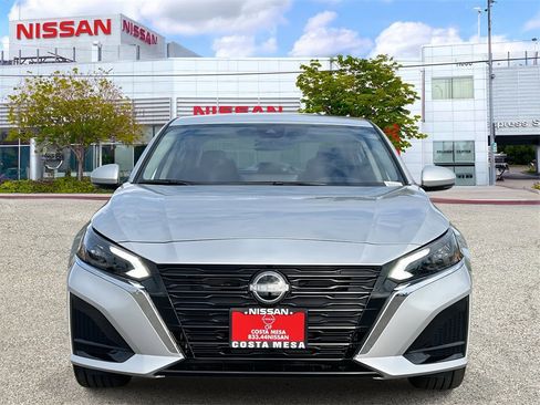 New 2025 Nissan Altima 2.5 SL image 6