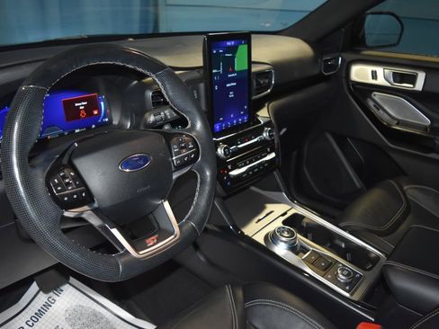 Used 2021 Ford Explorer ST w/ Equipment Group 401A image 2