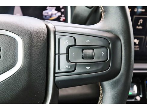 Used 2024 GMC Sierra 2500 AT4 w/ AT4 Premium Plus Package AWD/4WD image 16