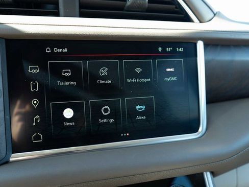 Used 2022 GMC Yukon Denali w/ Max Trailering Package image 22