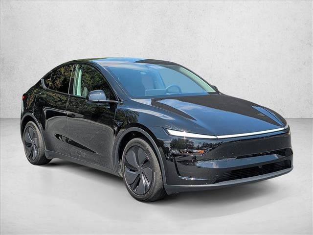 Used 2026 Tesla Model Y 2WD image 3