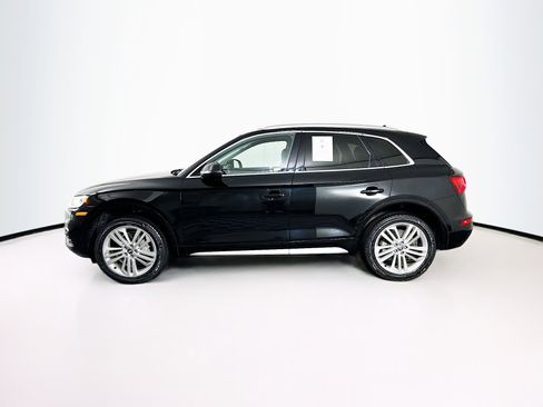 Used 2018 Audi Q5 Prestige w/ Prestige Package image 4