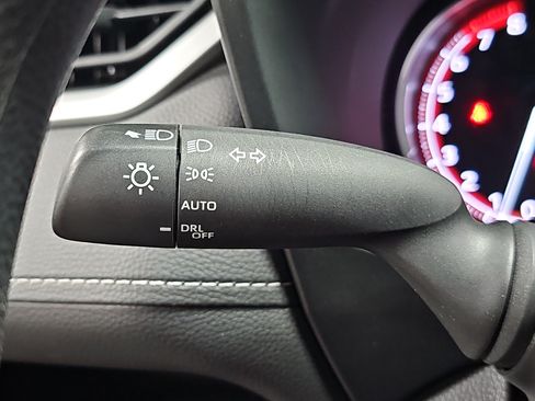 Used 2023 Toyota RAV4 XLE w/ Convenience Package FWD image 27