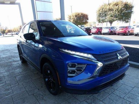 New 2026 Mitsubishi Eclipse Cross LE image 3