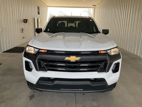 Used 2025 Chevrolet Colorado LT RWD image 26