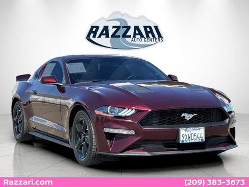 Certified 2018 Ford Mustang Coupe RWD image 1