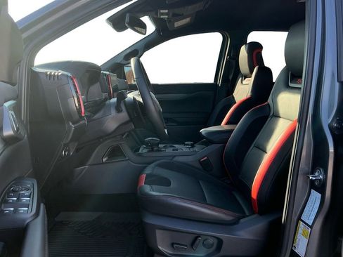 Used 2025 Ford Ranger Raptor image 14