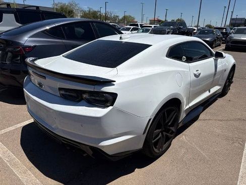 Used 2023 Chevrolet Camaro SS RWD image 4