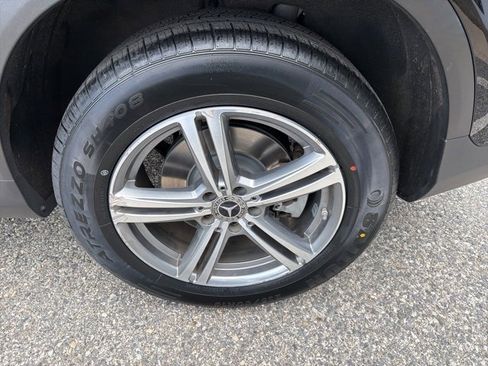 Used 2021 Mercedes-Benz GLC 300 4MATIC image 15