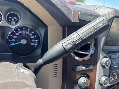 Used 2016 Ford F250 Lariat w/ Lariat Ultimate Package AWD/4WD image 36