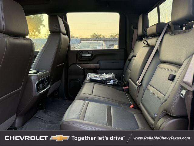 Used 2020 GMC Sierra 2500 Denali w/ Denali Ultimate Package AWD/4WD image 38