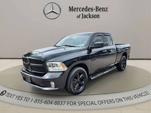 Used 2018 RAM 1500 Express w/ Black Ram 1500 Express Group AWD/4WD image 1