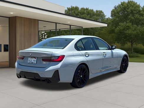 Used 2023 BMW 330i Sedan w/ M Sport Package RWD image 8