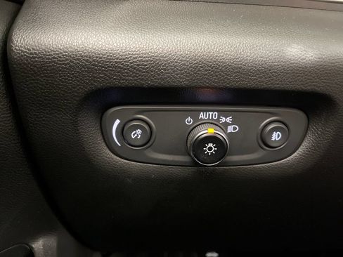 Used 2020 Chevrolet Traverse Premier w/ Redline Edition FWD image 28