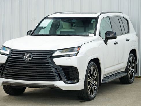 Used 2023 Lexus LX 600 Luxury w/ Appearance Package image 59