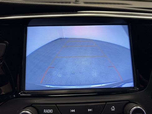Used 2020 Buick Envision Essence image 31