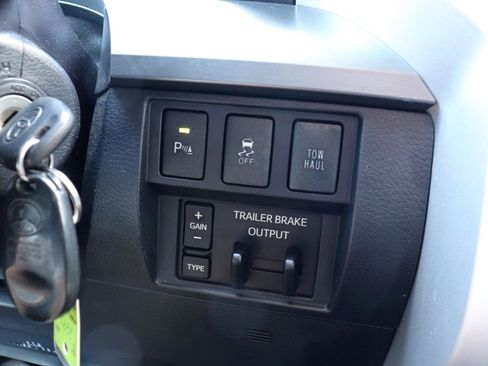 Used 2016 Toyota Tundra Platinum image 62