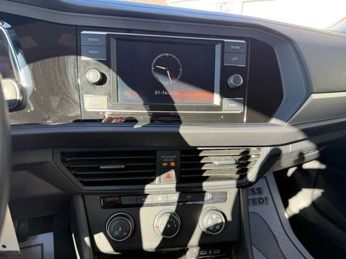 Used 2024 Volkswagen Jetta S image 18