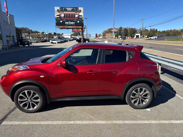 Used 2014 Nissan Juke SV w/ Sport Package FWD image 7