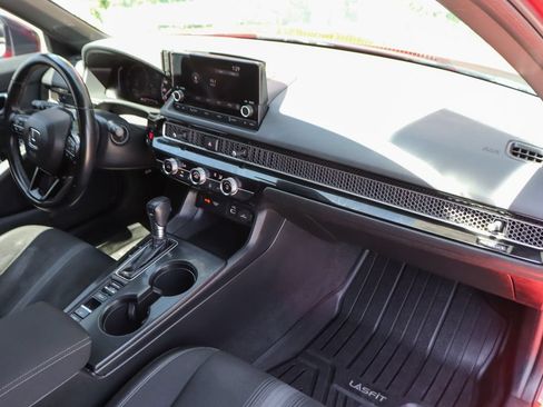 Used 2023 Honda Civic Sport image 34