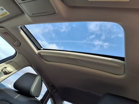 Certified 2023 Honda Civic Touring image 5