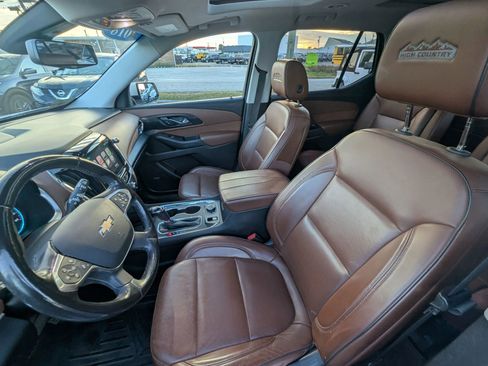 Used 2018 Chevrolet Traverse High Country image 7