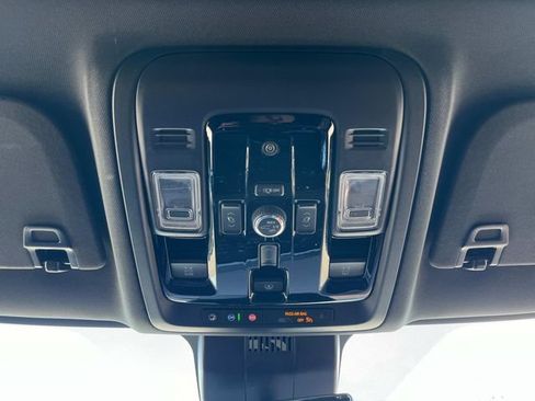New 2026 Chevrolet Tahoe High Country AWD/4WD image 37