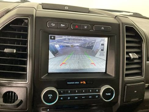 Used 2018 Ford Expedition Limited w/ Equipment Group 301A image 27