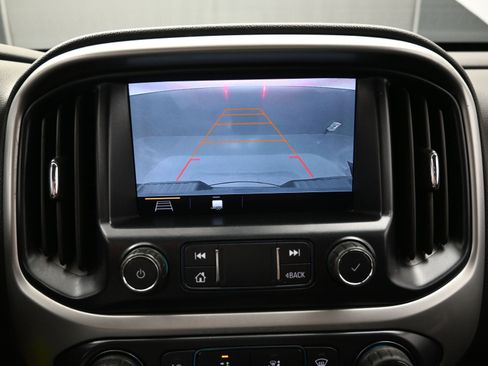 Used 2020 Chevrolet Colorado LT w/ LT Convenience Package image 30