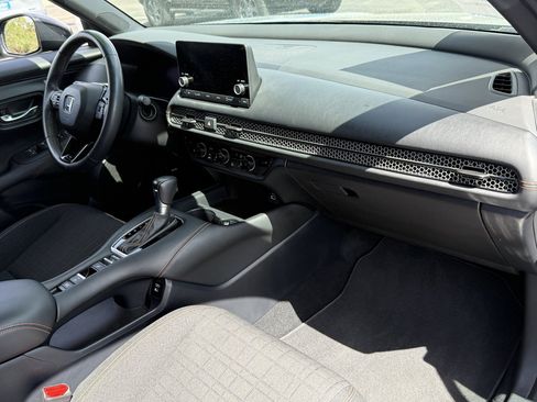 Certified 2024 Honda HR-V Sport image 27