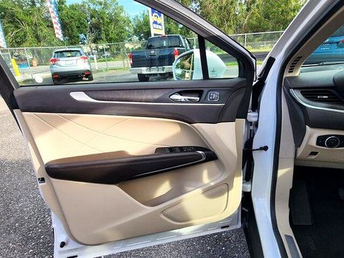 Used 2017 Lincoln MKC Reserve image 20