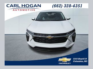New 2026 Chevrolet Trax LS w/ LS Convenience Package FWD video 1