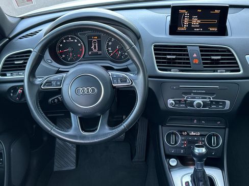 Used 2018 Audi Q3 2.0T Premium w/ Convenience Package AWD/4WD image 14