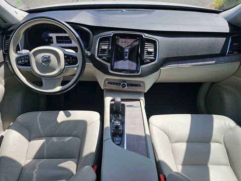 Certified 2023 Volvo XC90 B6 Plus w/ Protection Package Premier AWD/4WD image 19