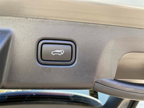 Used 2025 Hyundai Tucson Limited image 6