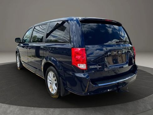 Used 2015 Dodge Grand Caravan SXT w/ UConnect Hands-Free Group image 3