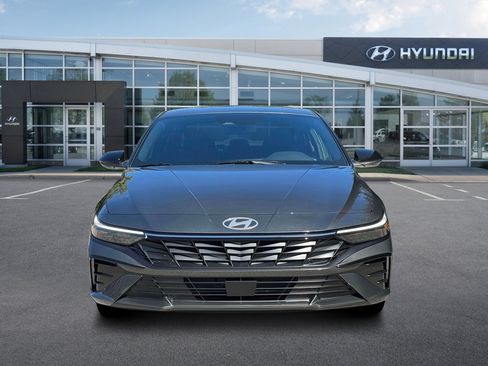 New 2026 Hyundai Elantra SEL Sport FWD image 12
