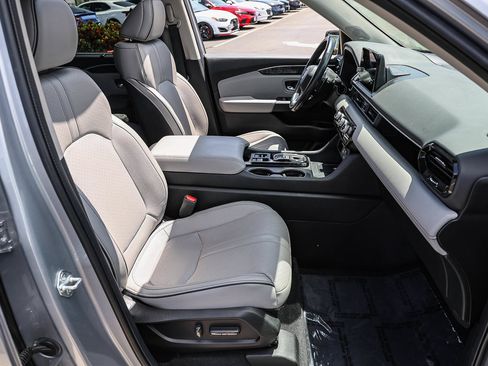 Certified 2023 Honda Pilot Elite image 12