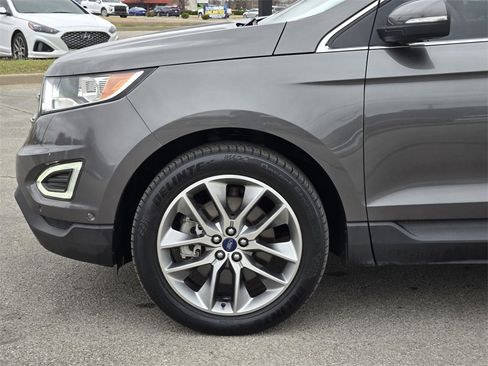 Used 2018 Ford Edge Titanium w/ Equipment Group 302A image 5