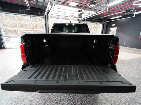 Certified 2025 Toyota Tacoma SR5 image 28