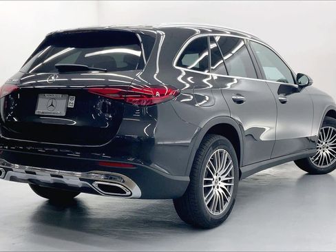 New 2026 Mercedes-Benz GLC 300 image 8