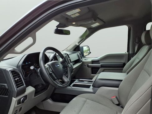 Used 2020 Ford F150 XLT w/ Equipment Group 302A Luxury AWD/4WD image 11