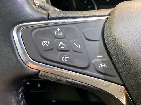 Used 2021 Chevrolet Equinox LT FWD image 13