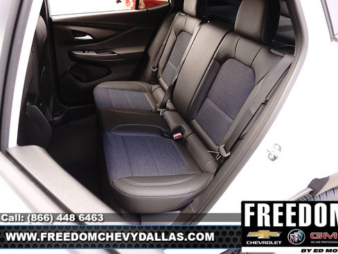 New 2026 Buick Envista Preferred image 14