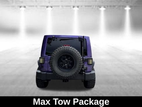 Used 2017 Jeep Wrangler Unlimited Rubicon w/ Connectivity Group AWD/4WD image 6