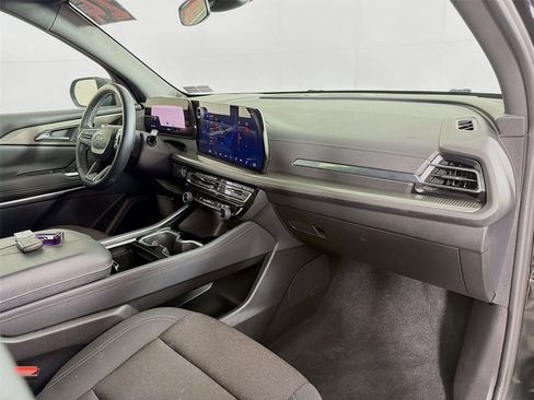 Used 2024 Chevrolet Traverse LS w/ Midnight/Sport Edition FWD image 32