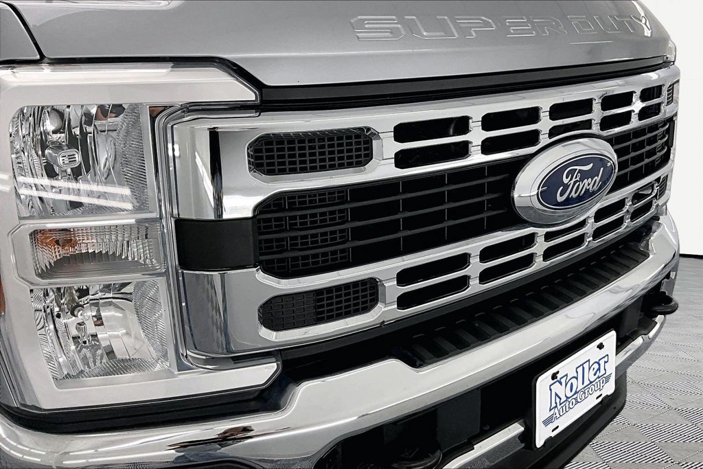 Certified 2024 Ford F250 XLT AWD/4WD image 25