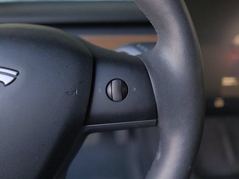 Used 2023 Tesla Model 3 Standard Range RWD image 16