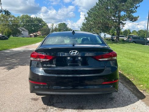 Used 2017 Hyundai Elantra Value Edition FWD image 4