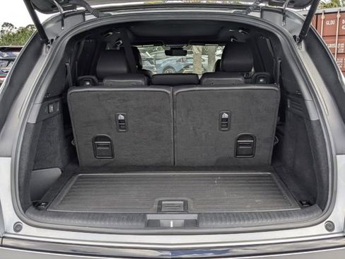 Used 2023 Acura MDX A-Spec AWD/4WD image 13